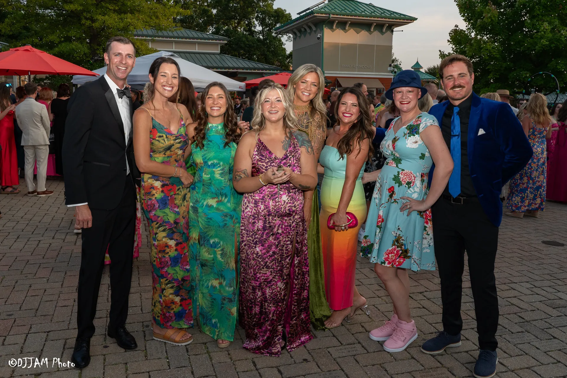 group photo of friends at zoofari