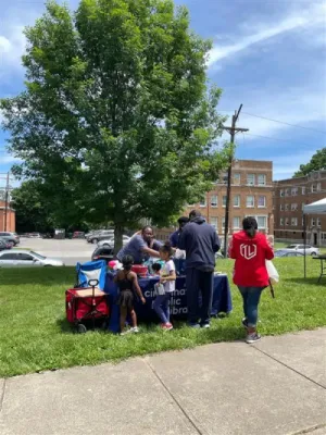 americorps volunteers promoting food security at avondale family fun day