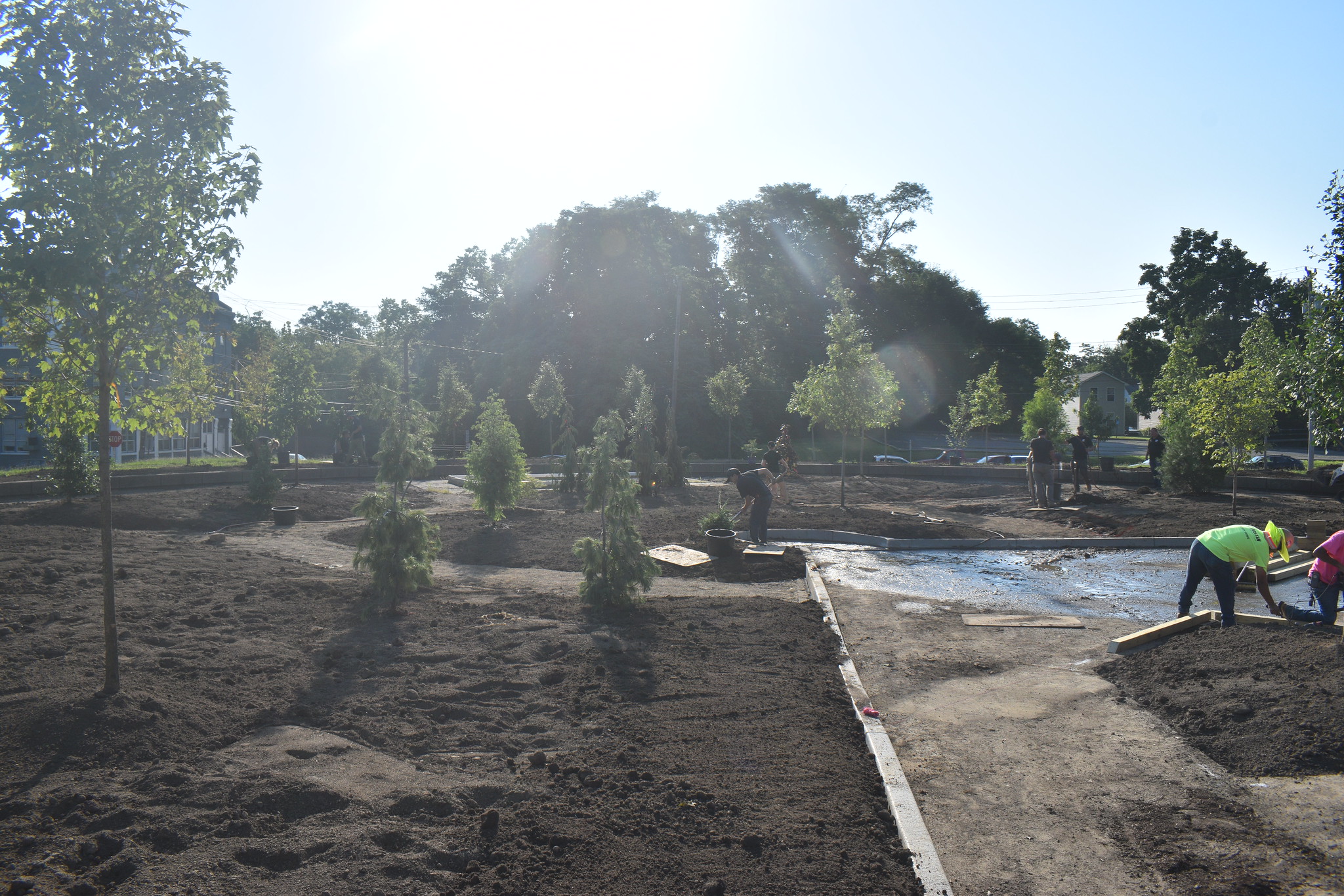 reds community makeover horticulture