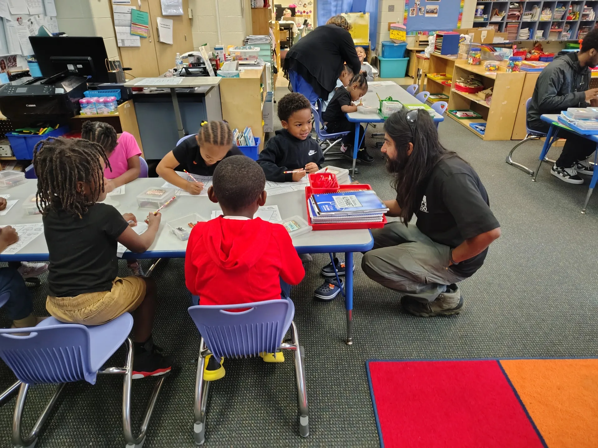 rockdale students collaborating with Zoo staff