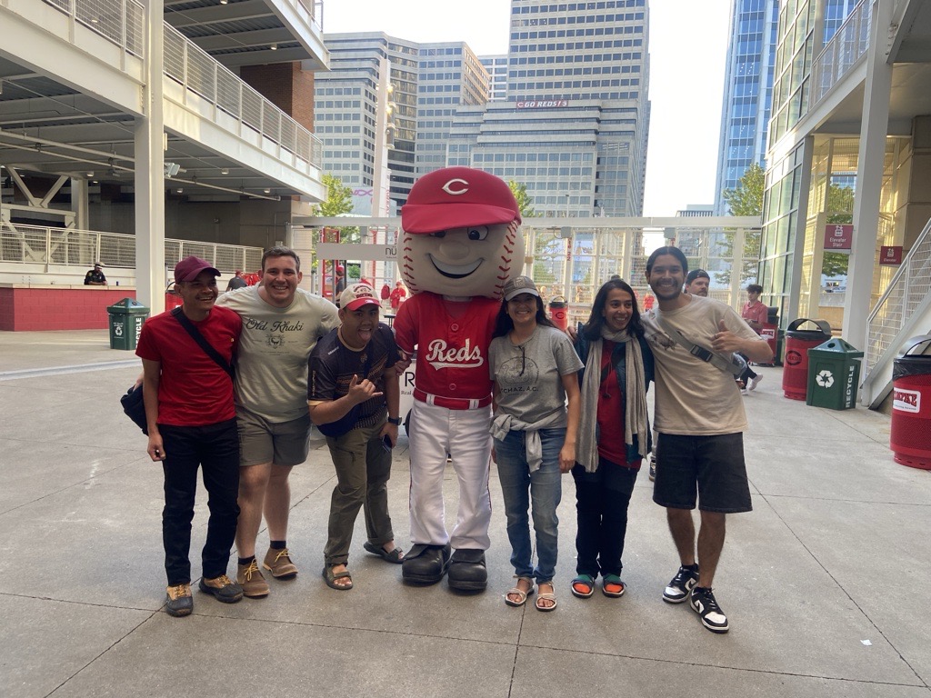 Baseball, Karaoke, and Passion for Wildlife Bring New Class of Cincinnati Zoo’s Fellows Together